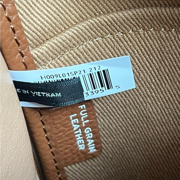 💰SOLD - H009L01SP21 - Marc Jacobs The Leather Small Tote Bag - Picture 12 of 16